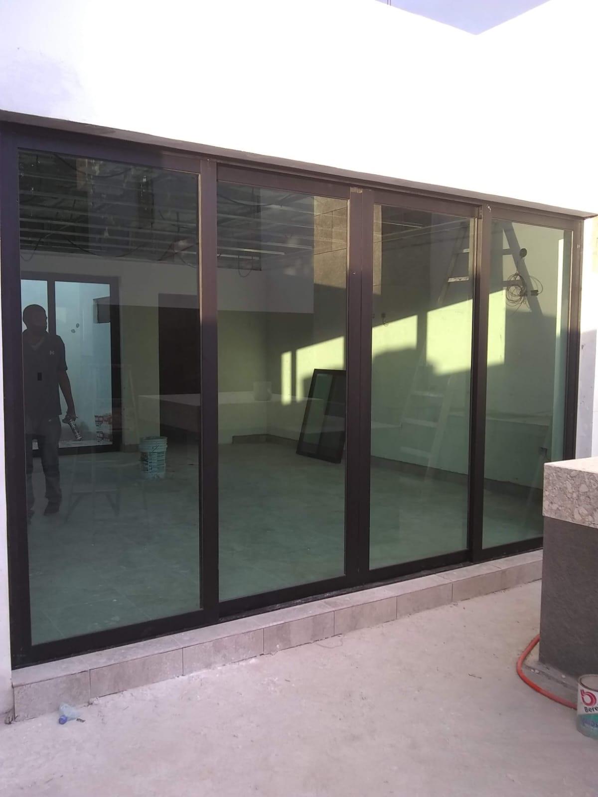 Commercial window wall